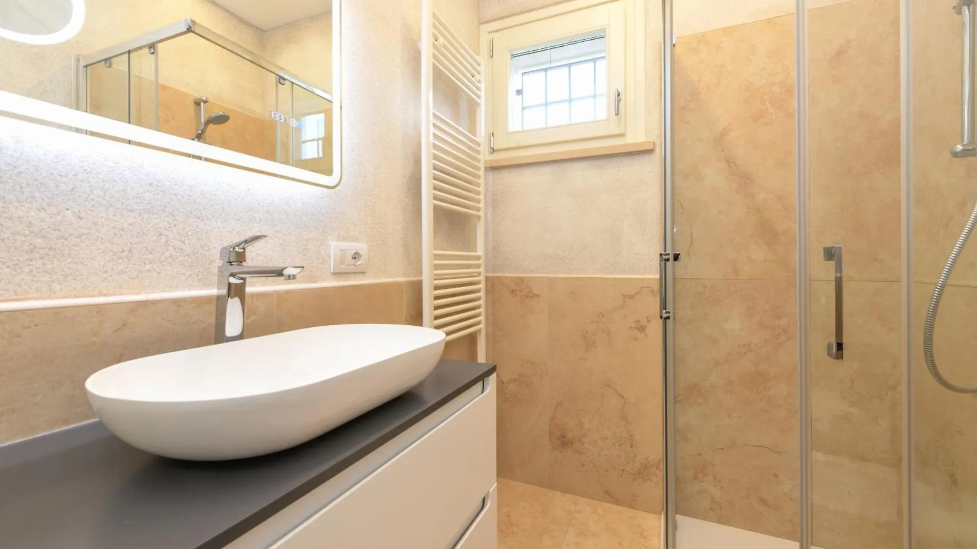 Mgh Luxury - Villa Panorama Bardolino Horská chata